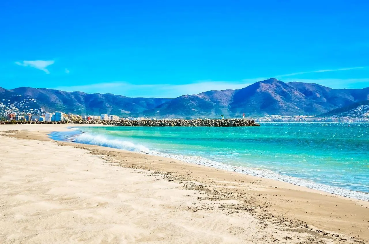 Apartment Appartement Gran Reserva 9 - Wehostyou Empuriabrava Spain